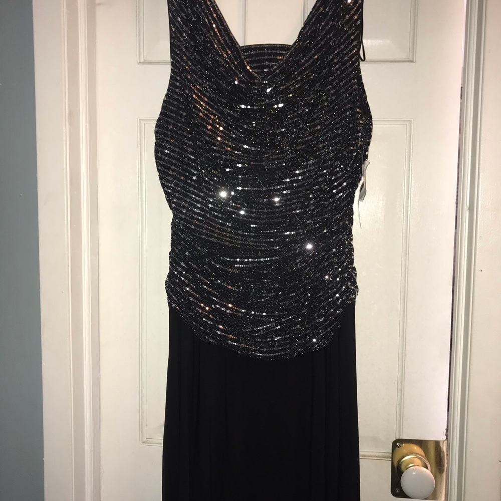Formal dress NWT